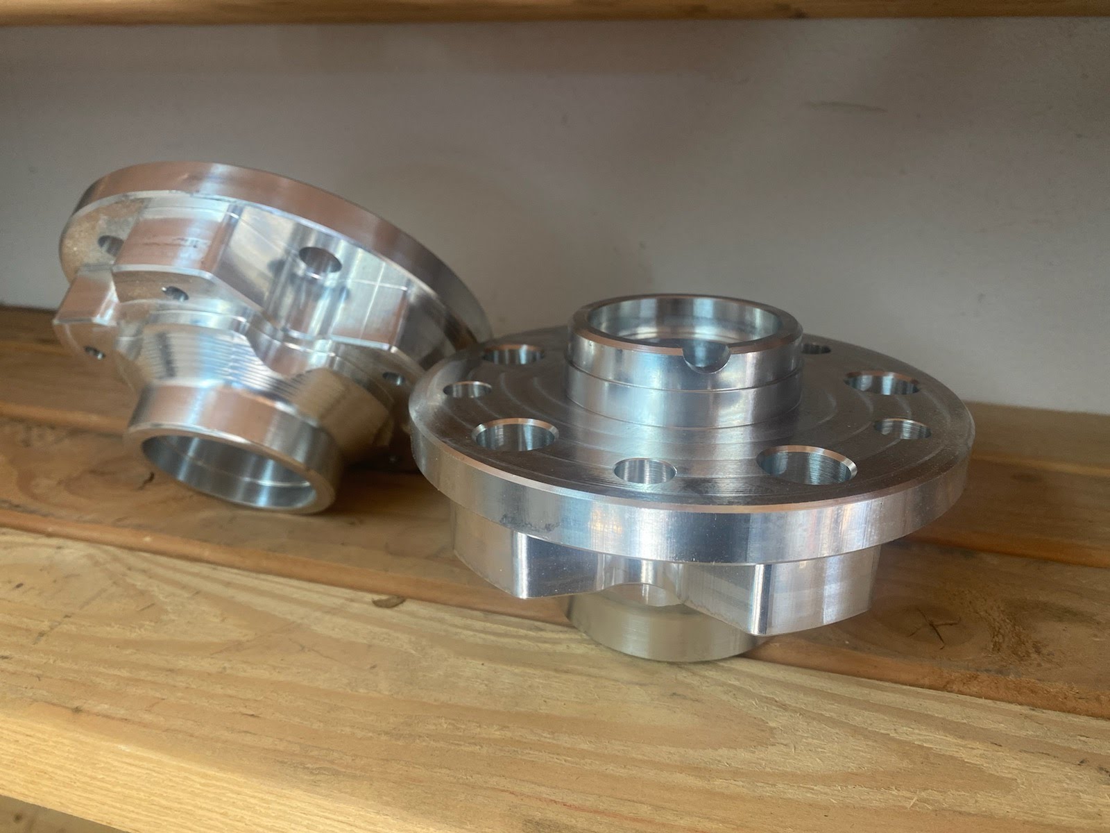 944 hubs