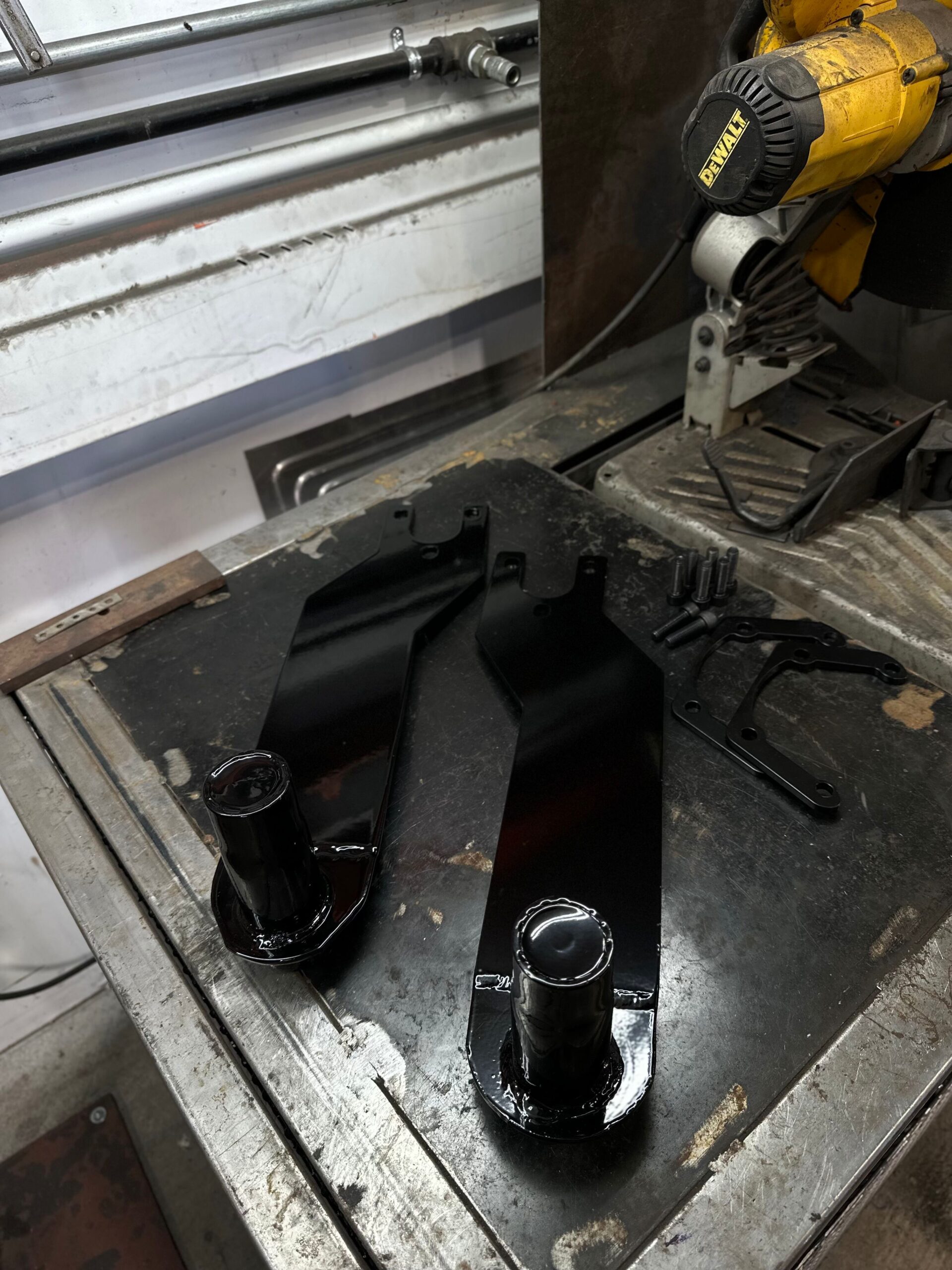 Type 1 Bug Ghia Drop Spring Plates 3
